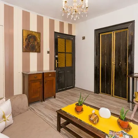 Apartment Palace Gold *